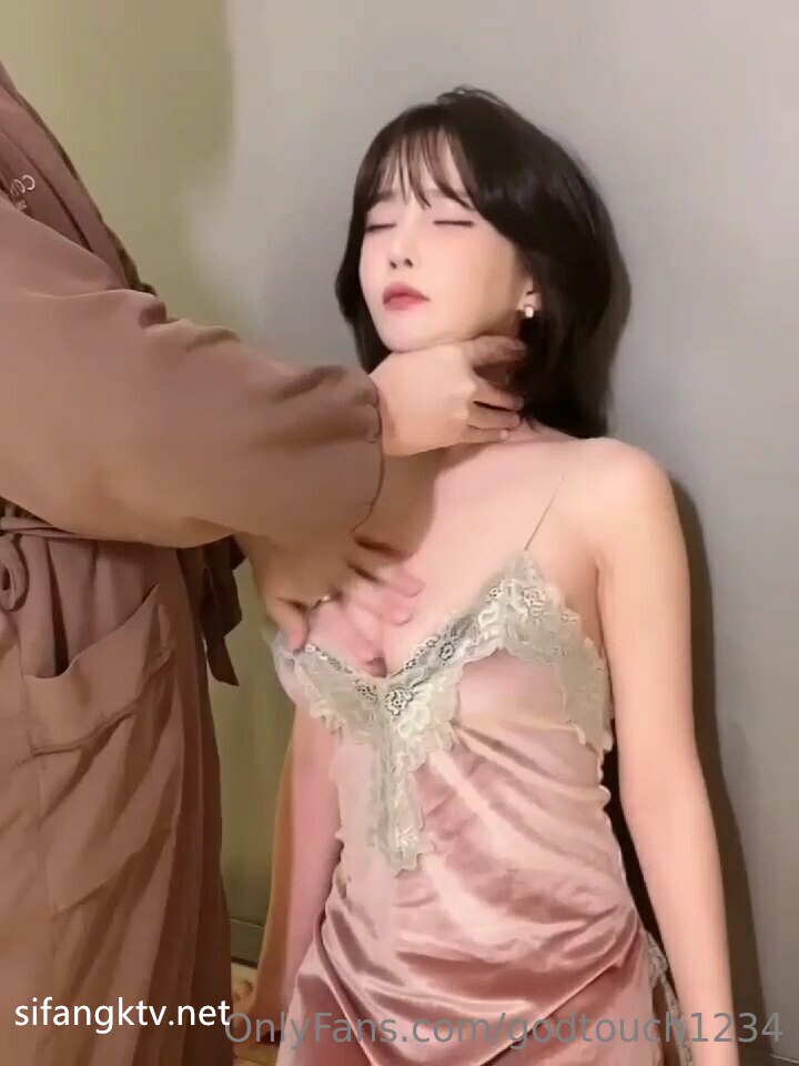 ｛最新网曝事件｝B站很火的舞蹈区双马尾可爱美少女浆果儿全裸宅舞才艺表演流出身材没得说多套制服装